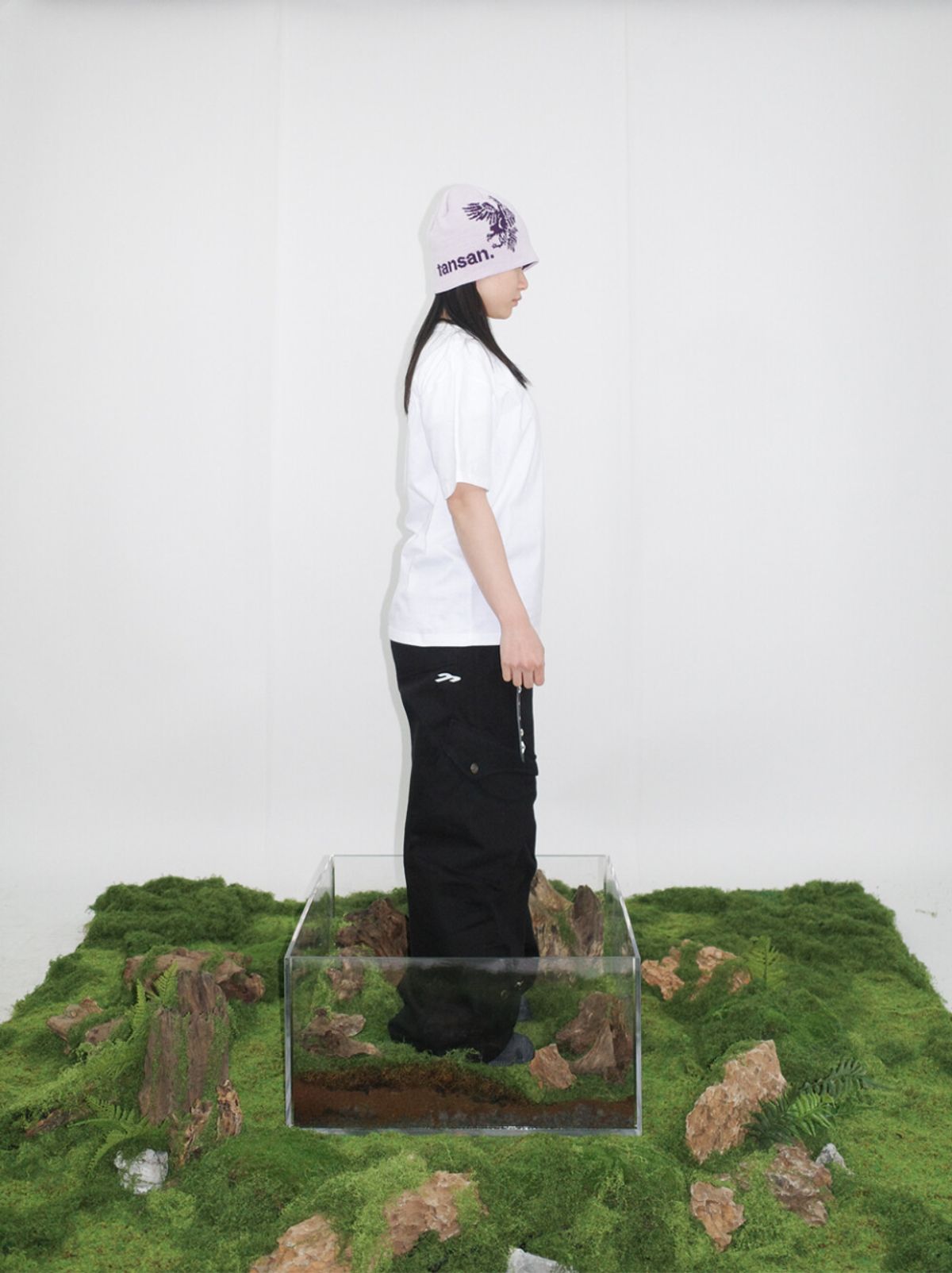 JACQUARD VULTURE BEANIE IN PINK 2