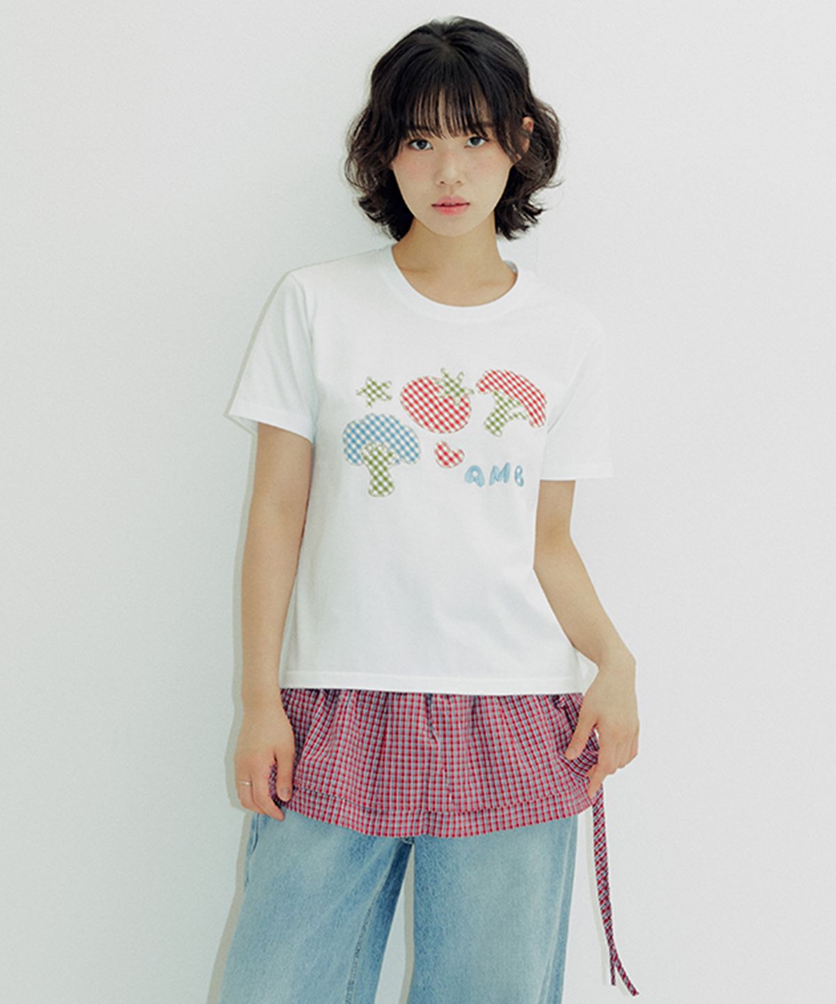 엠블러(AMBLER) Tomato Broccoli Duo Patch 체크 패치 반팔 티셔츠 AS1224 (화이트)