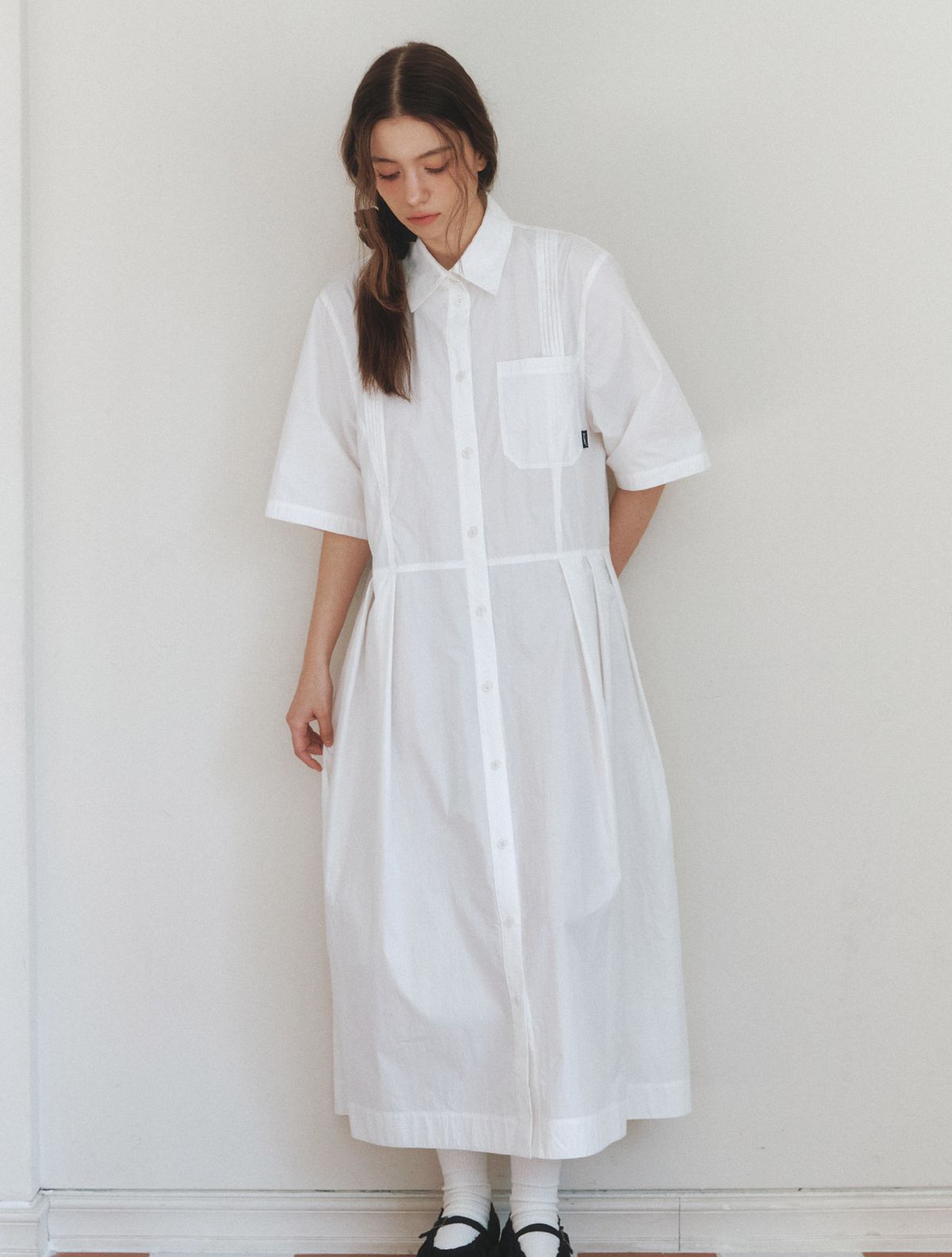 클루니(CLUNY) Pintuck Long Shirt Dress - white