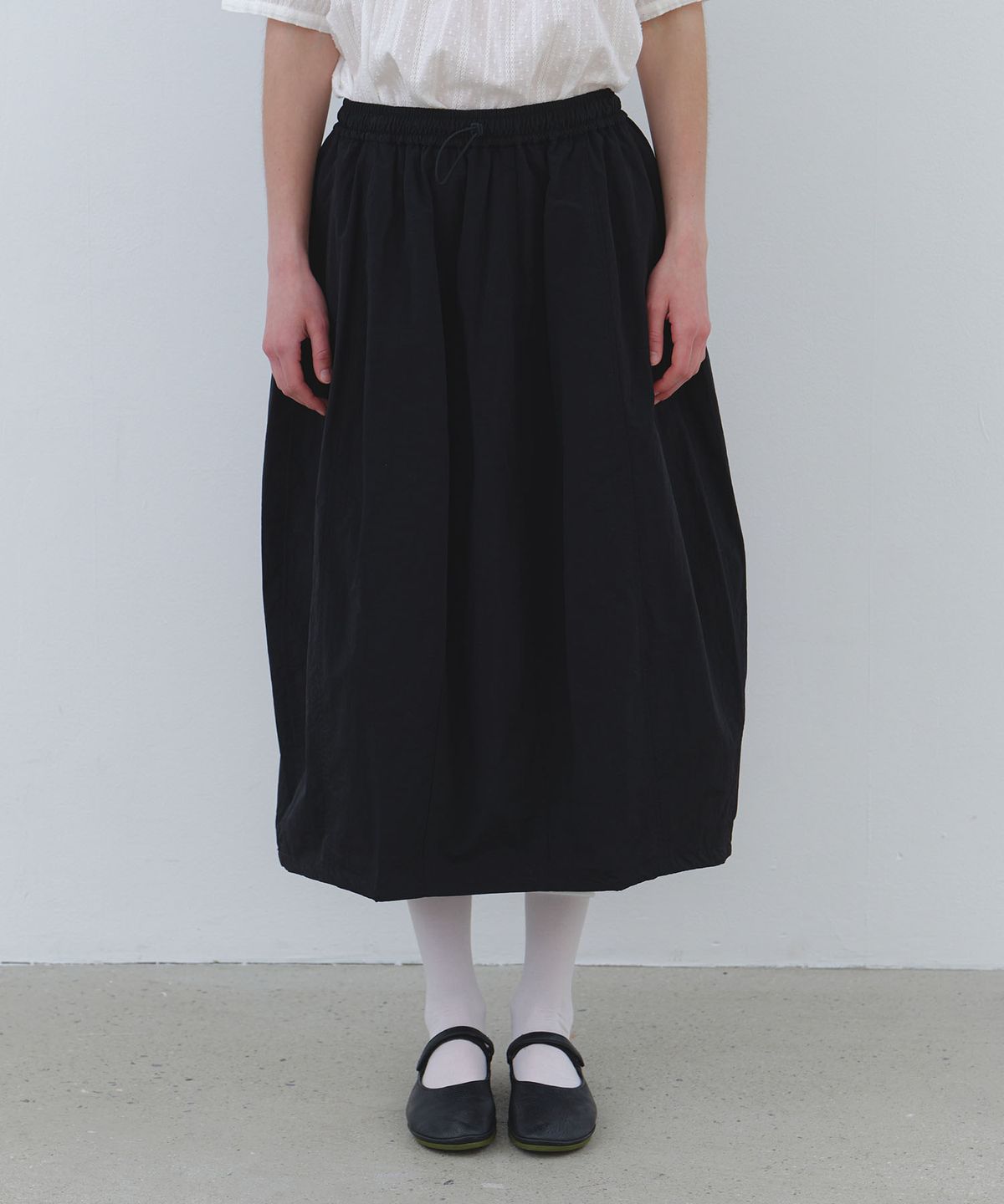 클루니(CLUNY) Tulip Volume Long Skirt - black
