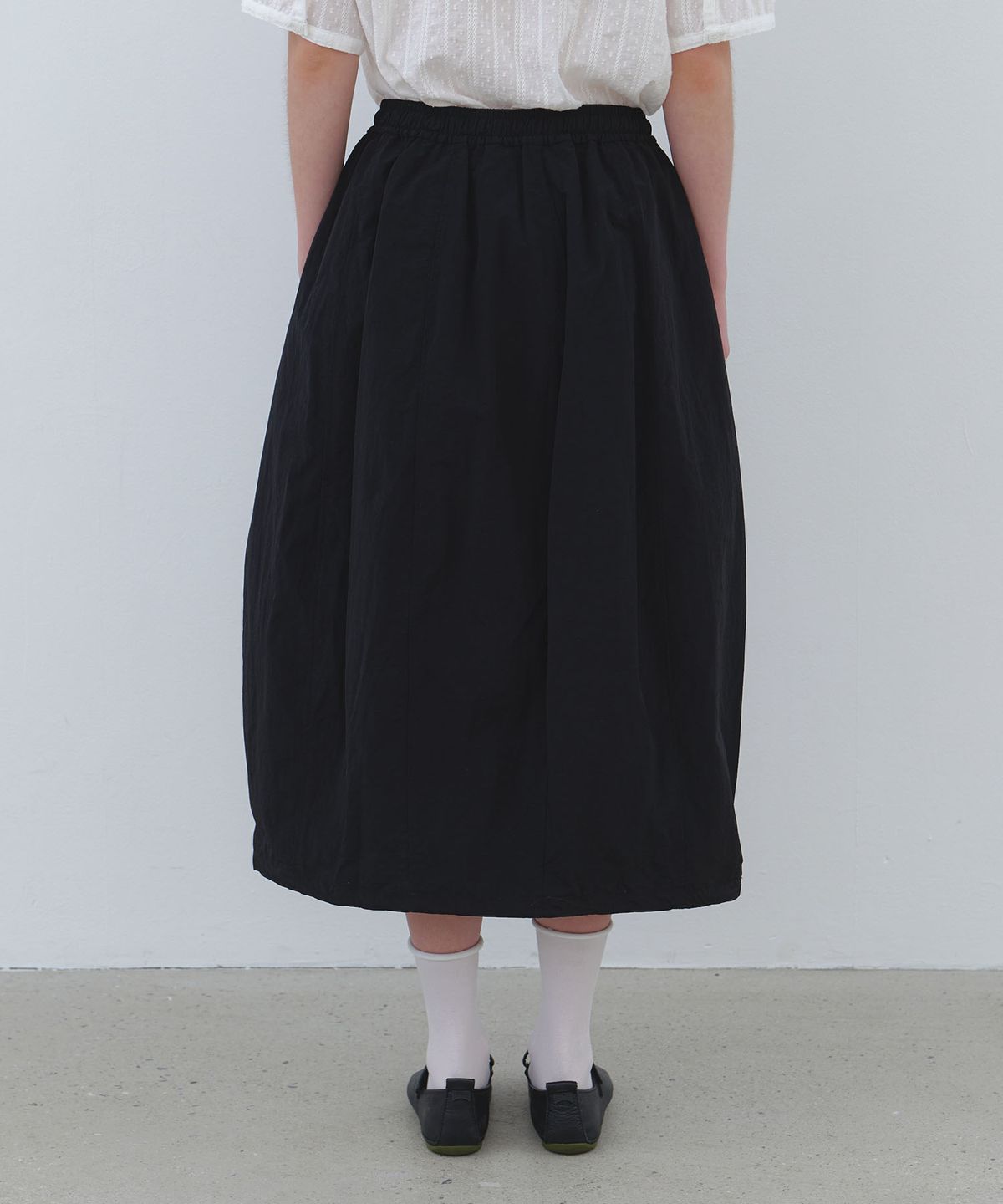 클루니(CLUNY) Tulip Volume Long Skirt - black