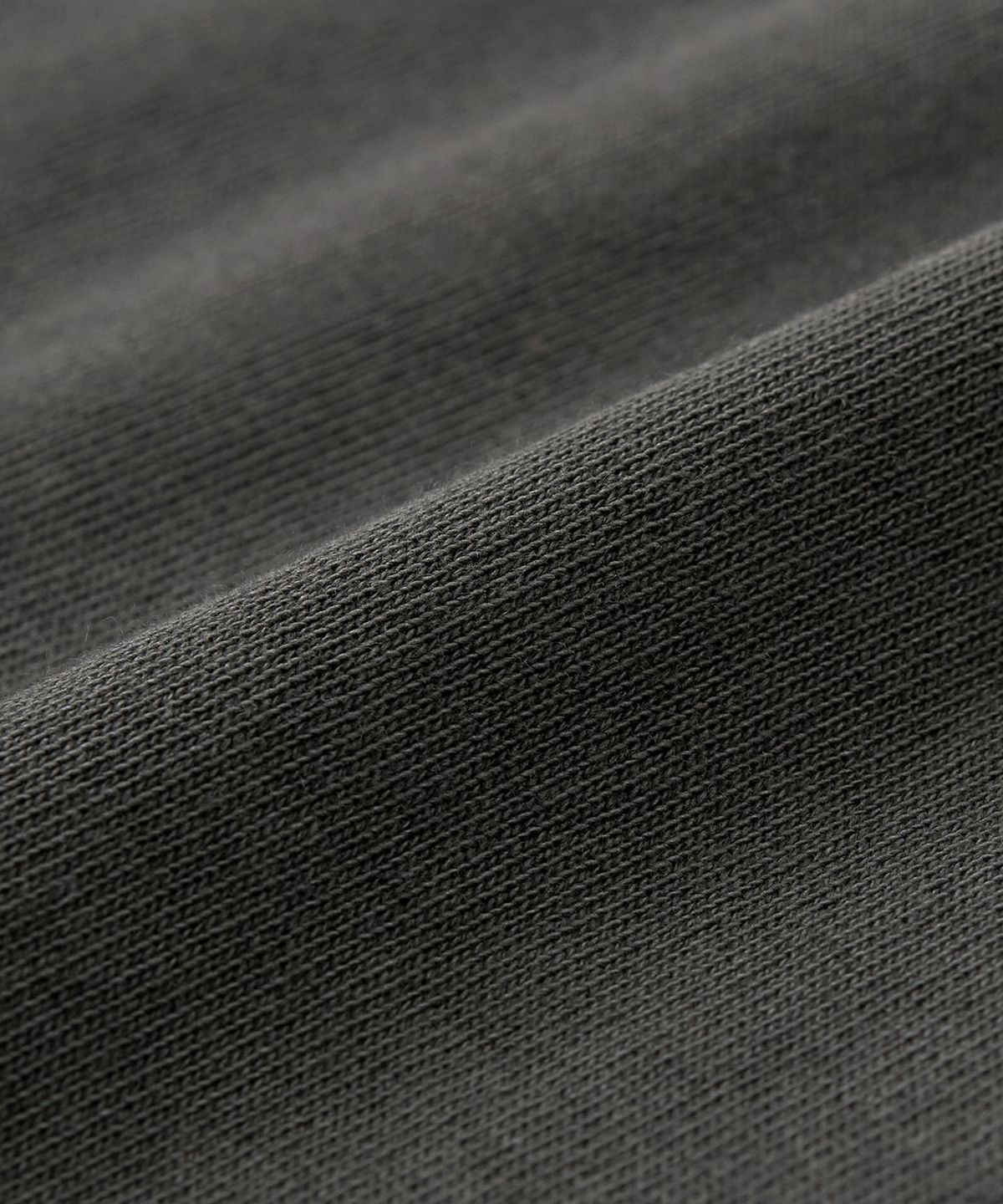 토피(TOFFEE) 워시드 크롭 티 (CHARCOAL)