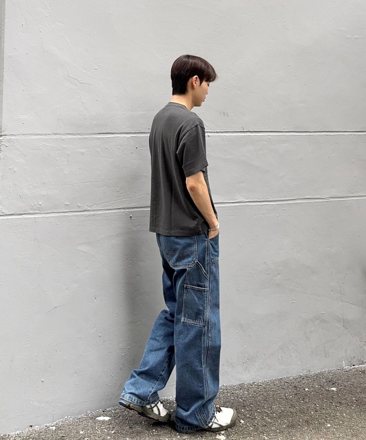 토피(TOFFEE) 워시드 크롭 티 (CHARCOAL)