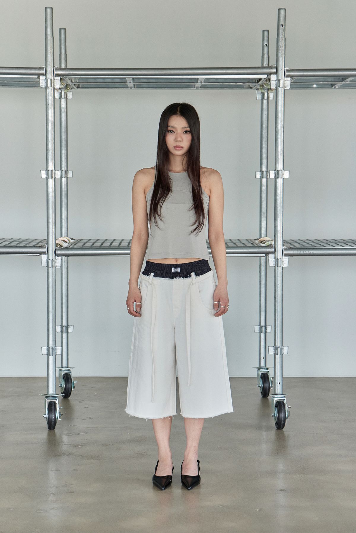 노 엑스트라 터치(NO EXTRA TOUCH) Belted Easy Trunk Denim / 25SMPT002WH