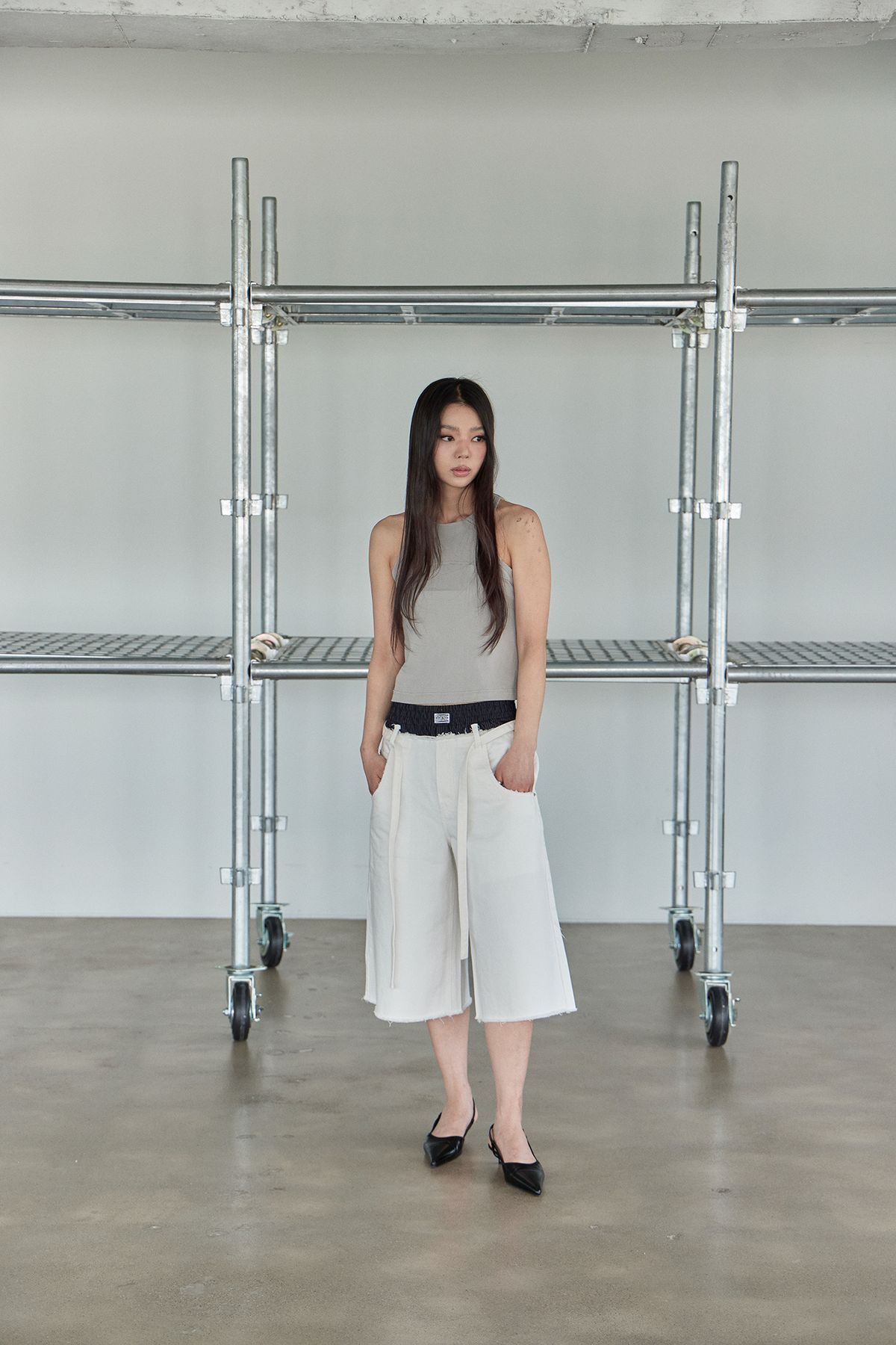 노 엑스트라 터치(NO EXTRA TOUCH) Belted Easy Trunk Denim / 25SMPT002WH