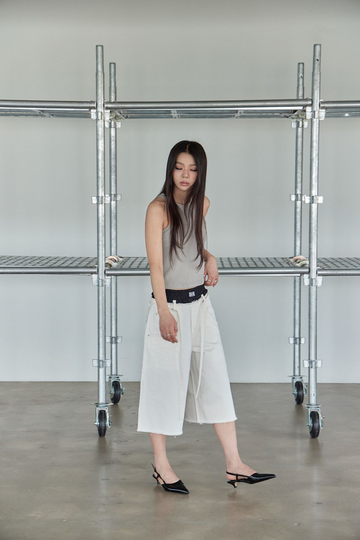 노 엑스트라 터치(NO EXTRA TOUCH) Belted Easy Trunk Denim / 25SMPT002WH