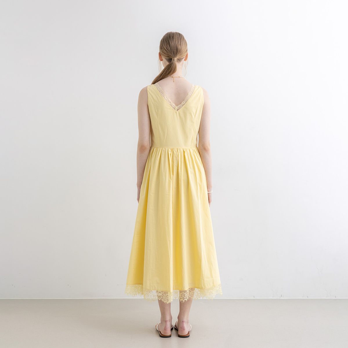 웬스데이딜라잇(WEDNESDAY DELIGHT) WD_Lace hem sleeveless dress_YELLOW