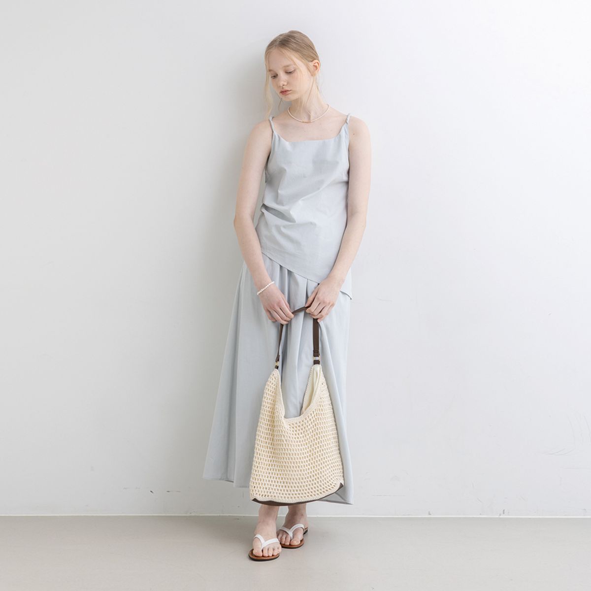 웬스데이딜라잇(WEDNESDAY DELIGHT) WD_Sling top and skirt two-piece set_BLUE GRAY
