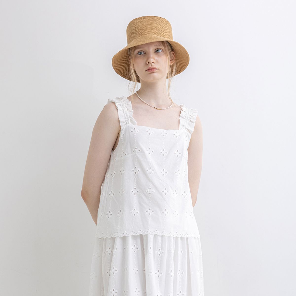 웬스데이딜라잇(WEDNESDAY DELIGHT) WD_Sleeveless fake two piece dress_WHITE
