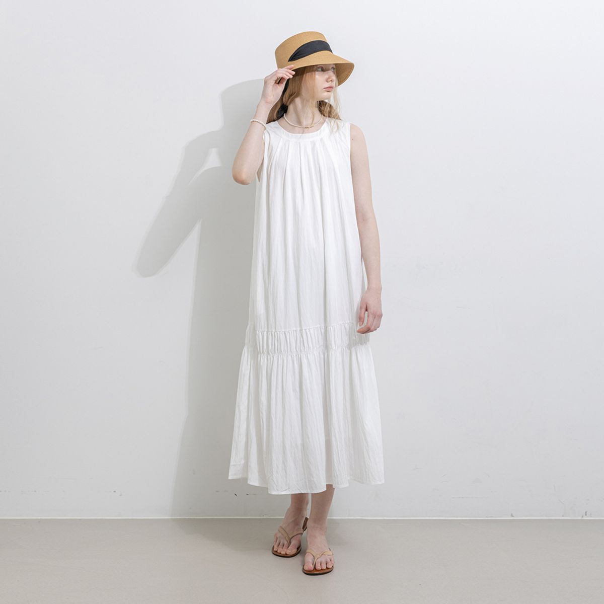 웬스데이딜라잇(WEDNESDAY DELIGHT) WD_Simple round neck dress_2color
