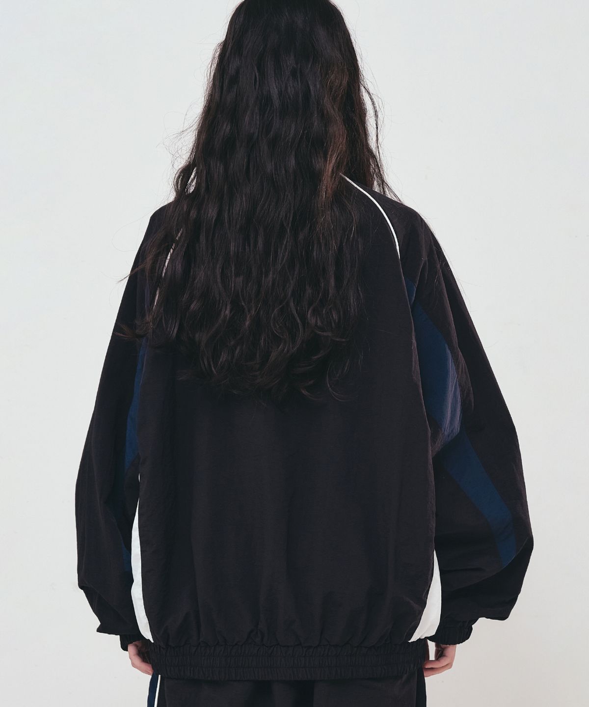닉앤니콜(NICK&NICOLE) PIPING TRACKSUIT JACKET_BLACK