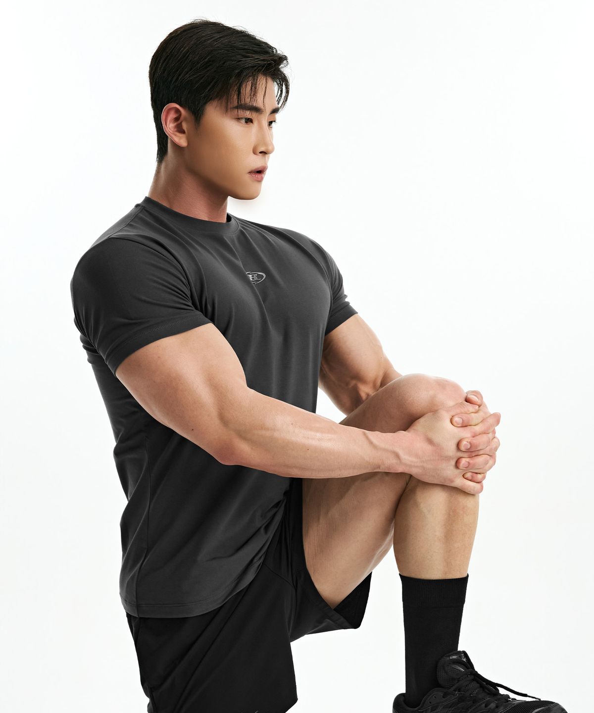 본투윈(BORN TO WIN) SILVER B LOGO MUSCLE FIT T-SHIRTS [5COL]