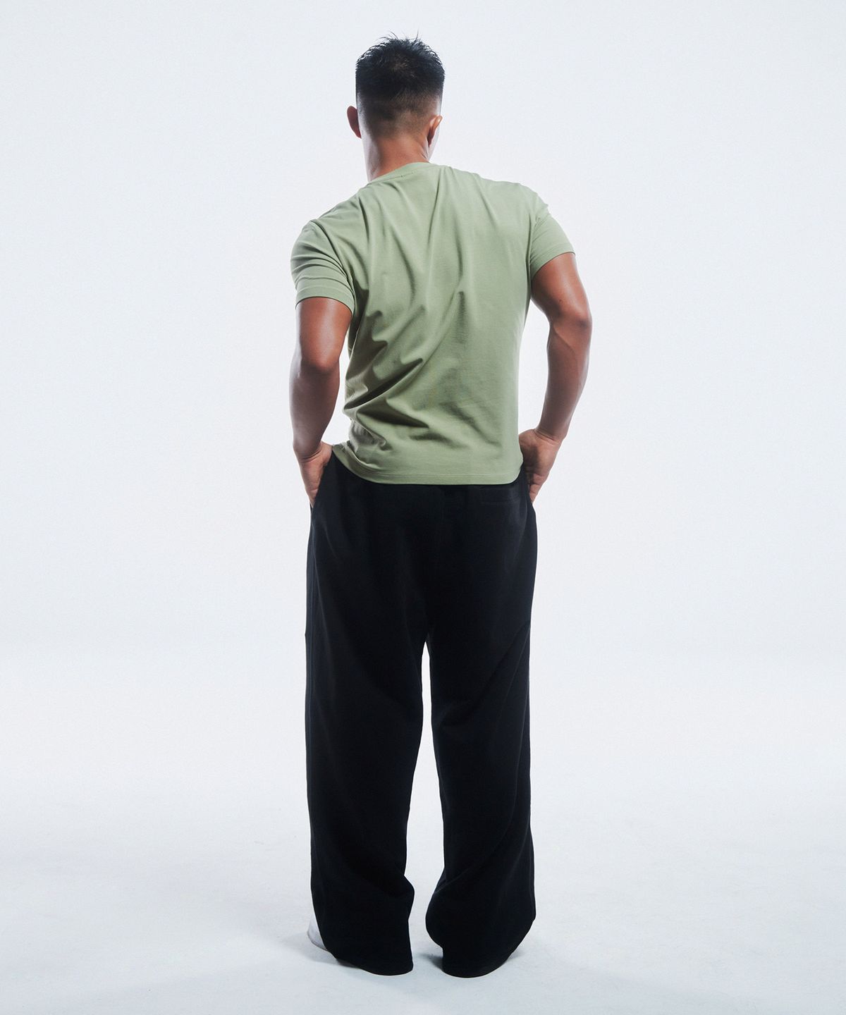 본투윈(BORN TO WIN) SILVER B LOGO MUSCLE FIT T-SHIRTS [5COL]