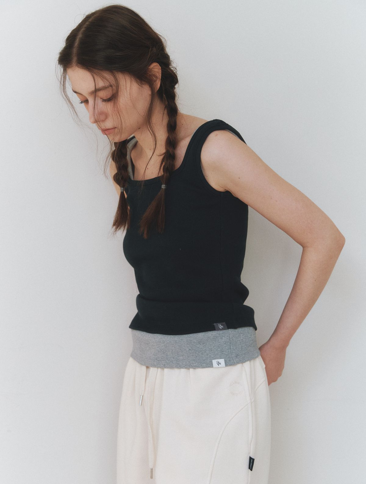 클루니(CLUNY) Cotton Ribbed Square Neck Sleeveless Top - navy