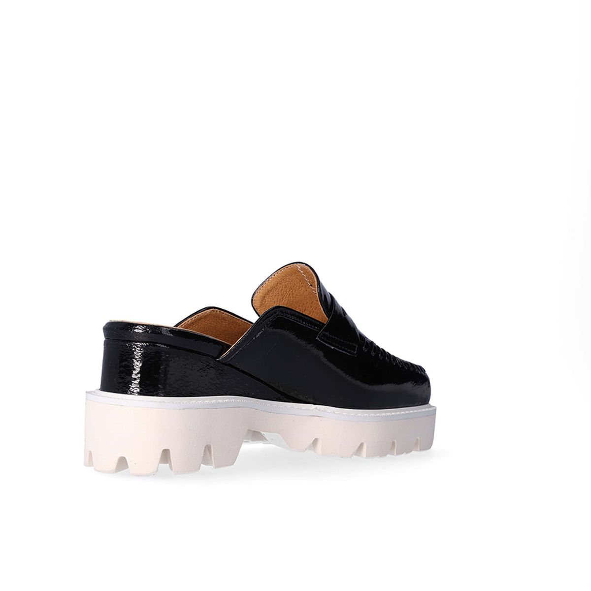 누스미크(NUOSMIQ) PUKA Platform Bloafer Black