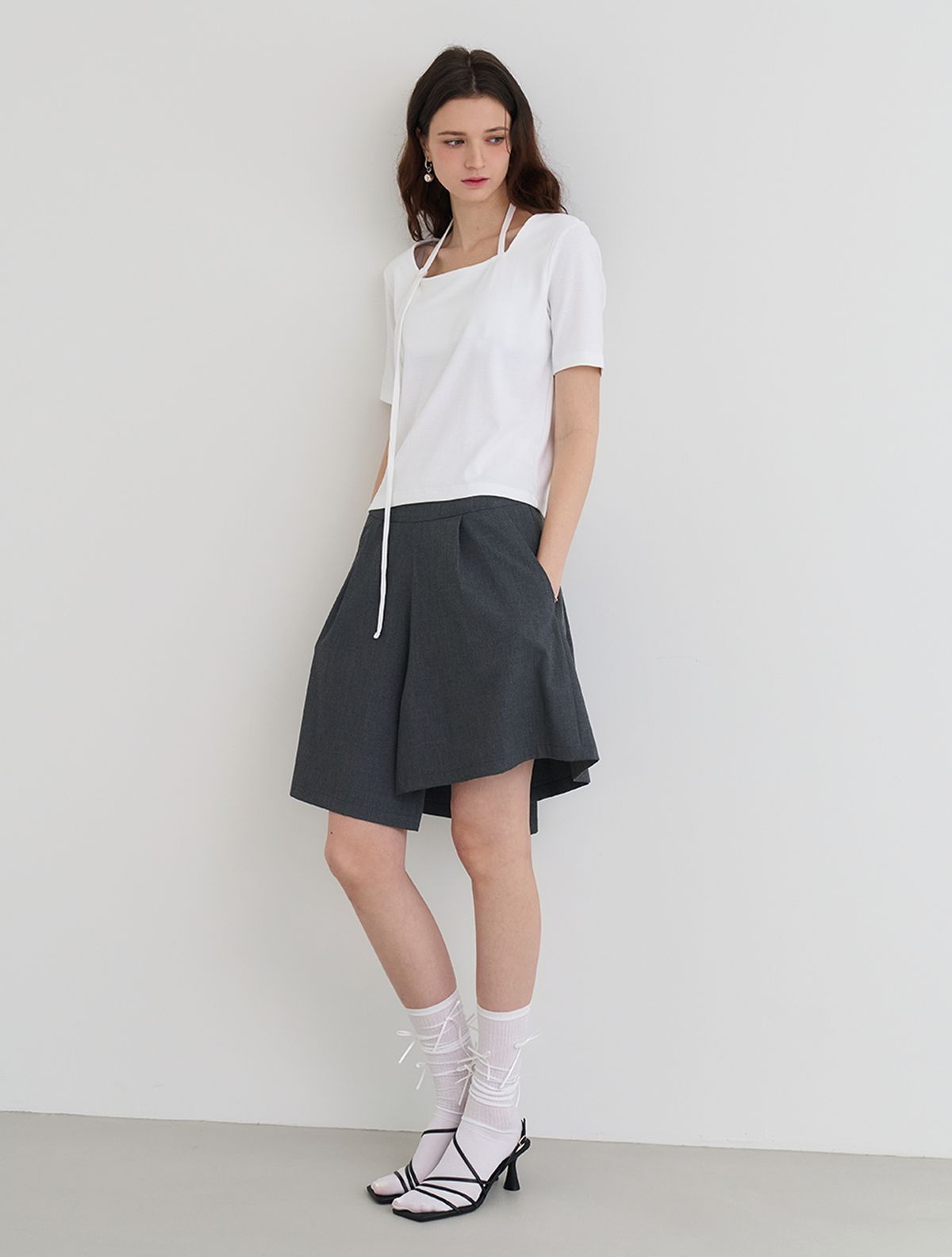 르이엘(LE YIEL) Square Neck String T-Shirt_White 스퀘어 넥 스트링 티셔츠_화이트