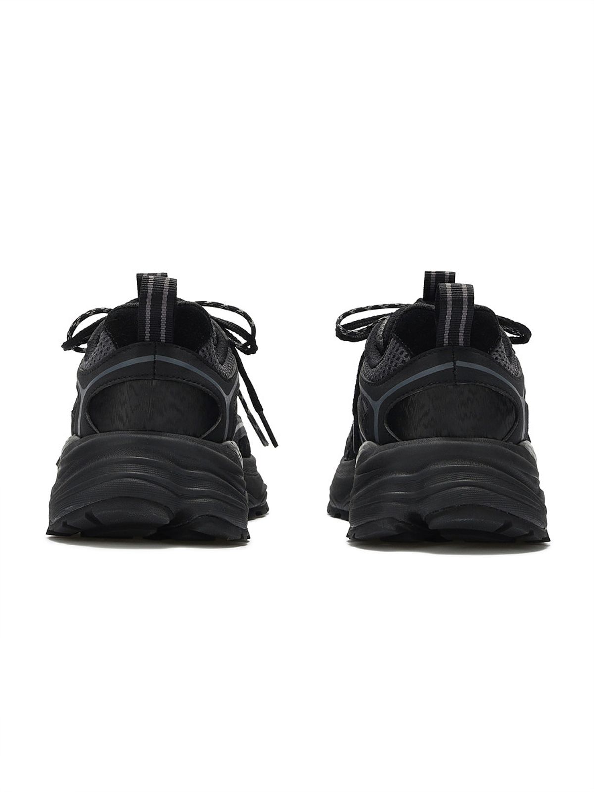 디스커버리 익스페디션(DISCOVERY EXPEDITION) 볼트 (BLACK)