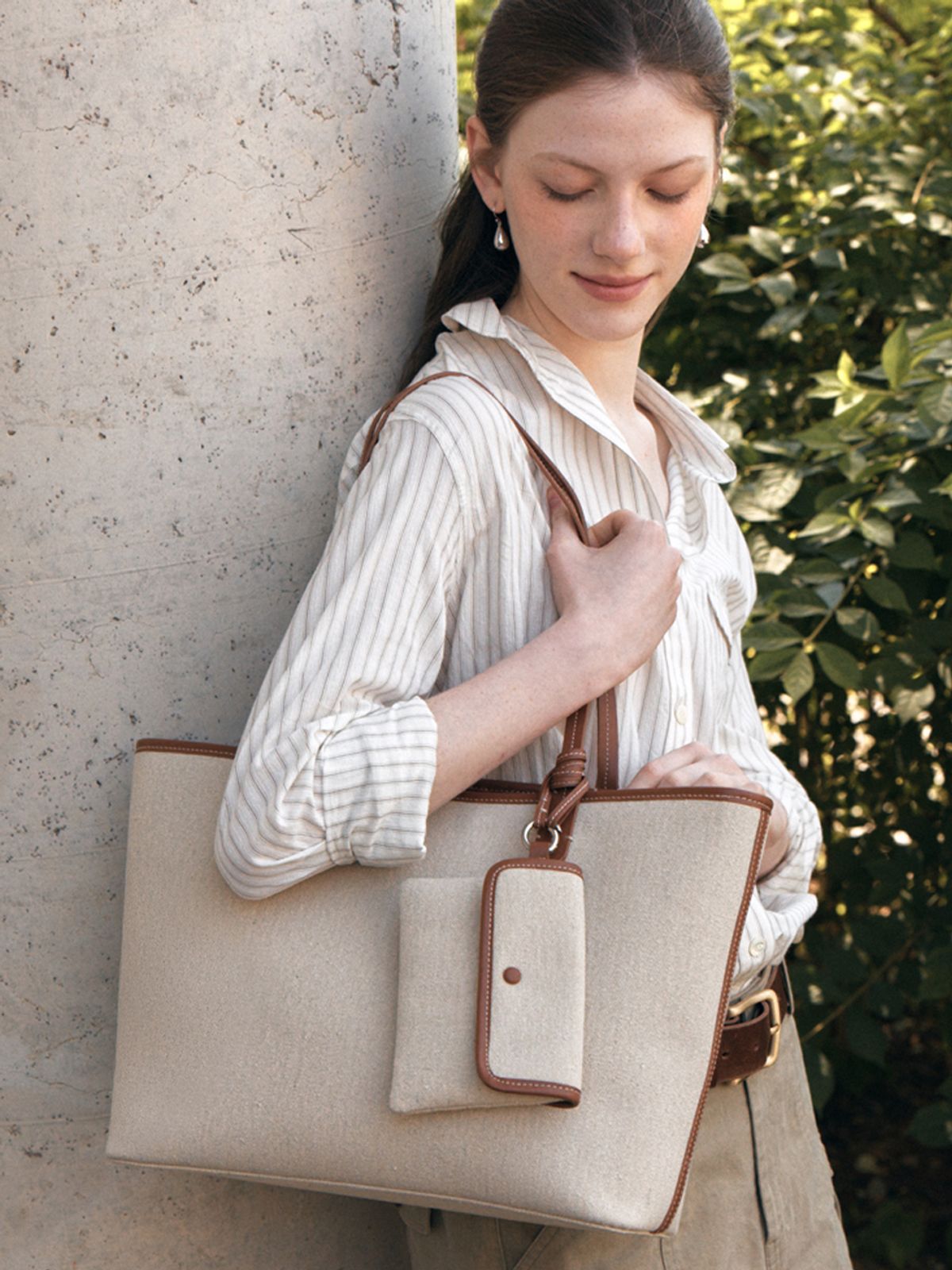 드메리엘(DEMERIEL) Canvas Carry All Bag