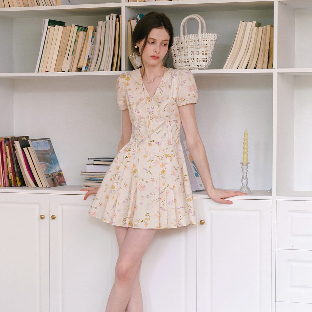 쎄무아듀(CEST MOIDEW) Cest_Pastoral flower v-neck dress
