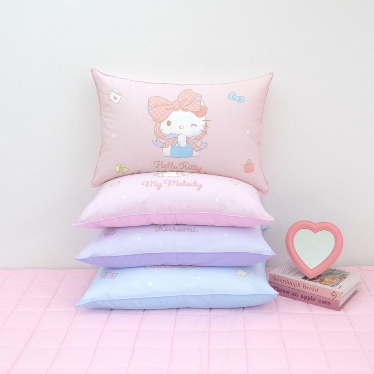 나라홈데코(NARAHOMEDECO) 산리오 헬로키티 베개 빅리본