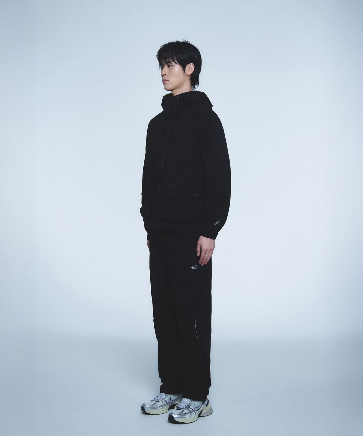 현피트(HYUNFIT) CHANGED POCKET JACKET-[BLACK]