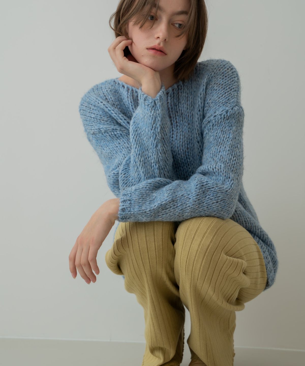 위오이(WIOE) Mono Knit Pants_Butter Yellow
