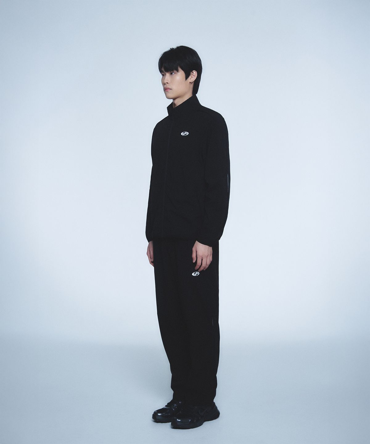현피트(HYUNFIT) SLIT TRAINING JACKET
