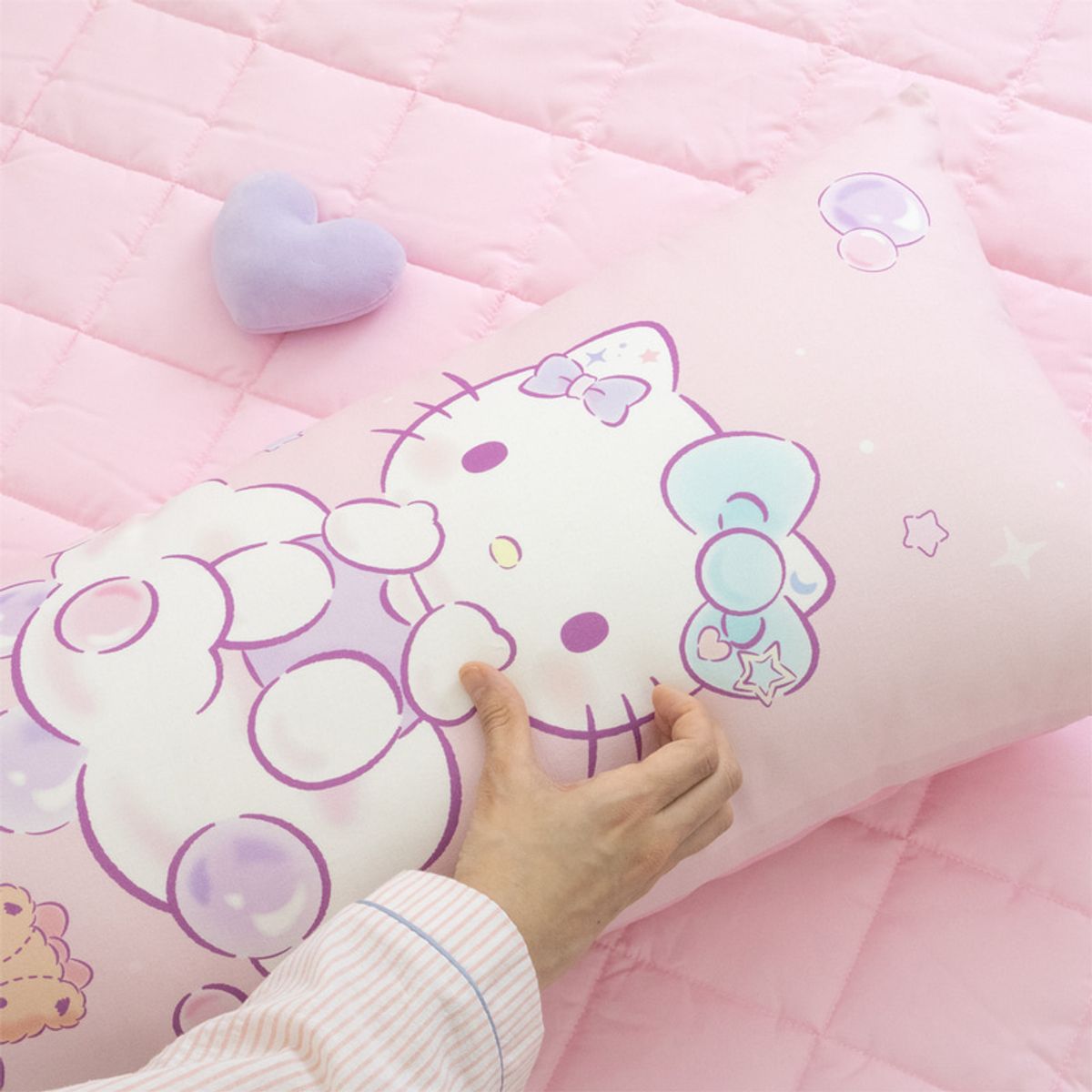 나라홈데코(NARAHOMEDECO) 산리오 헬로키티 사각바디필로우 버블드림