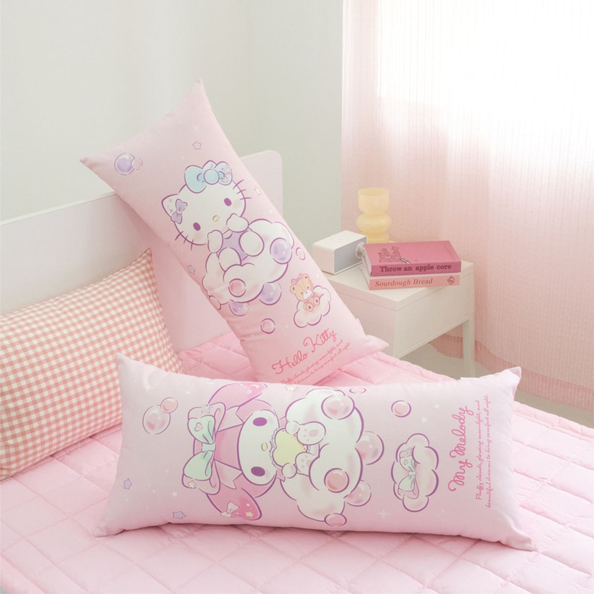 나라홈데코(NARAHOMEDECO) 산리오 헬로키티 사각바디필로우 버블드림