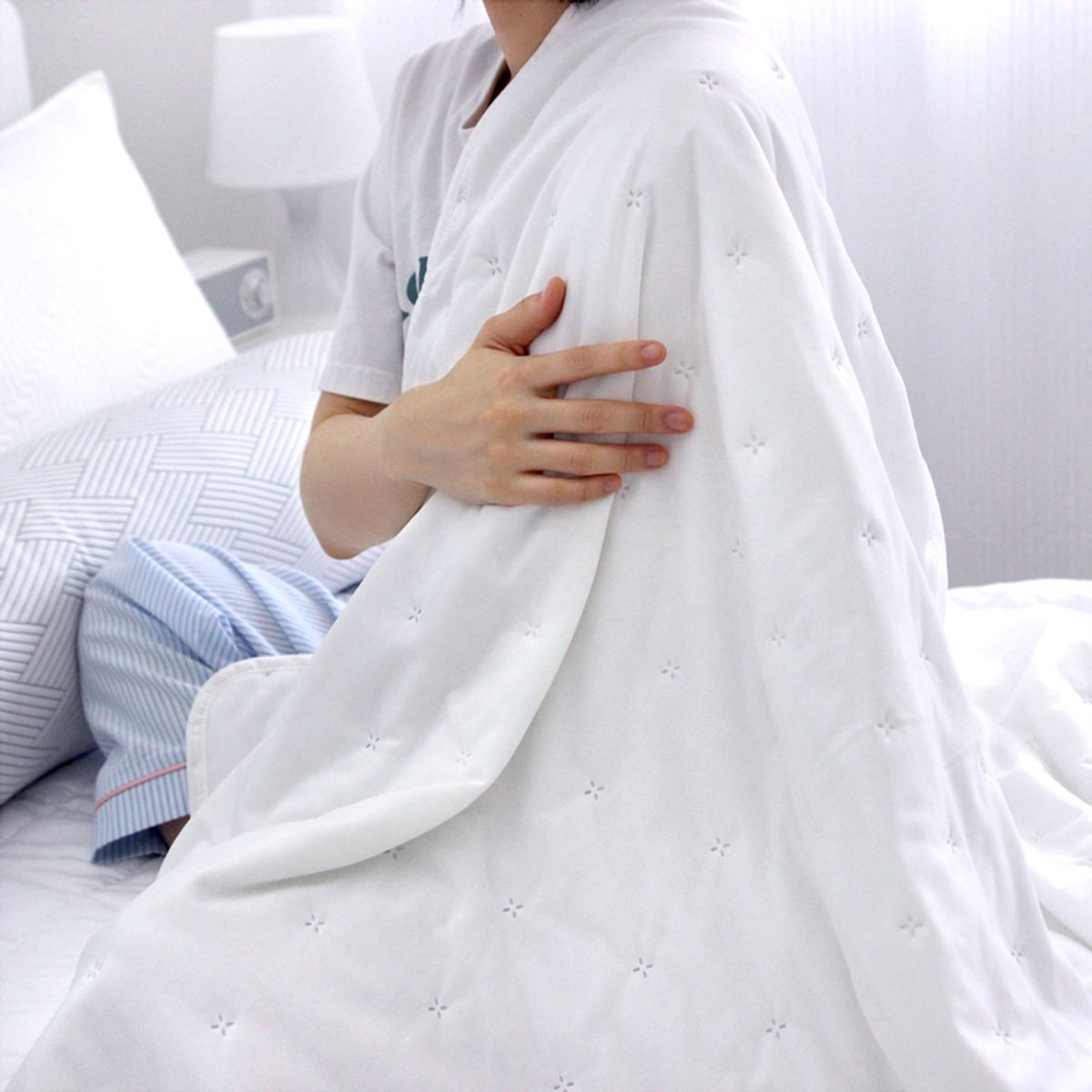 나라홈데코(NARAHOMEDECO) 코지엔 오코텍스 냉감 시어서커 양면 이불겸스프레드 WT