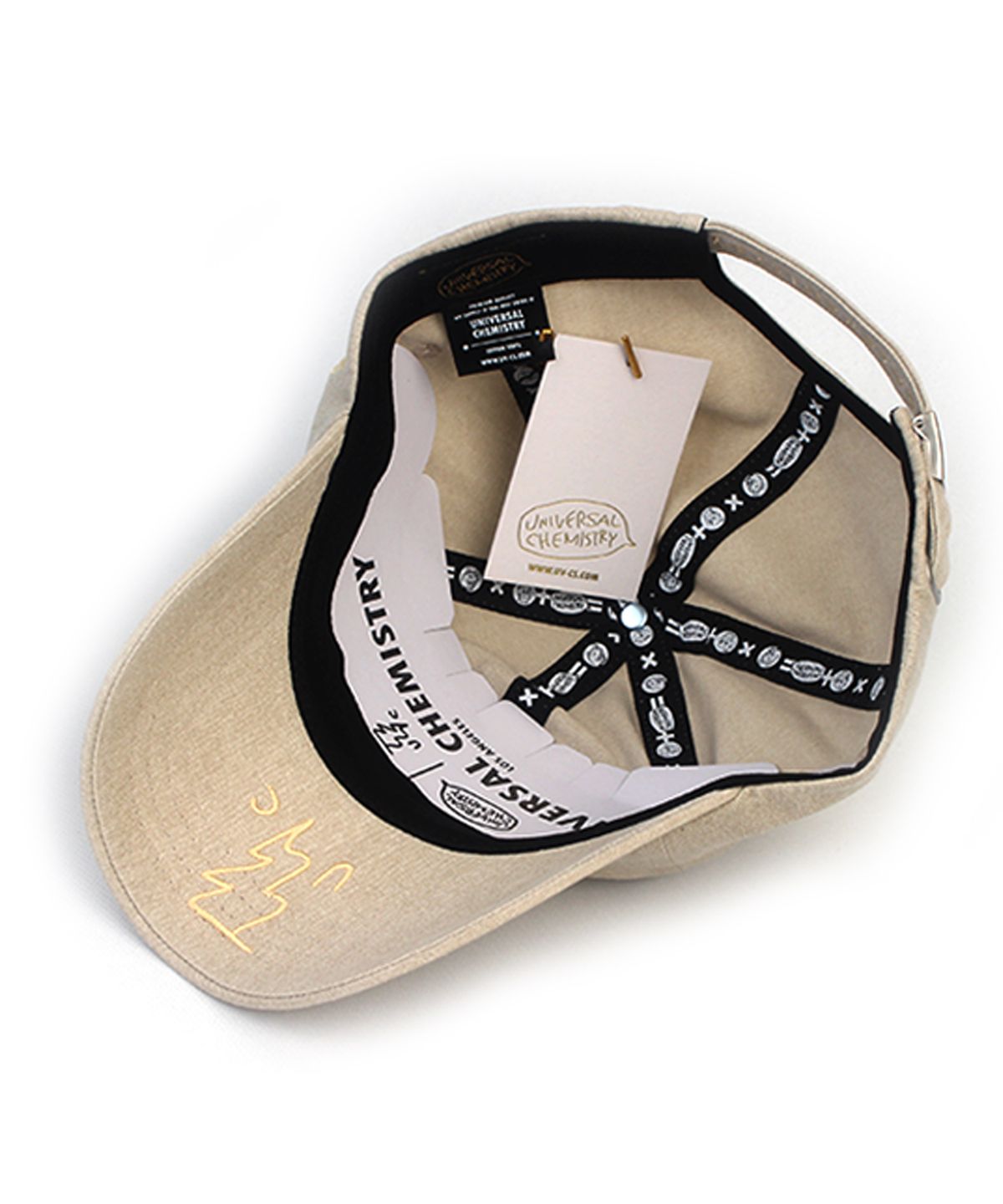 유니버셜 케미스트리(UNIVERSAL CHEMISTRY) Big Logo Washing Beige Ballcap 워싱볼캡