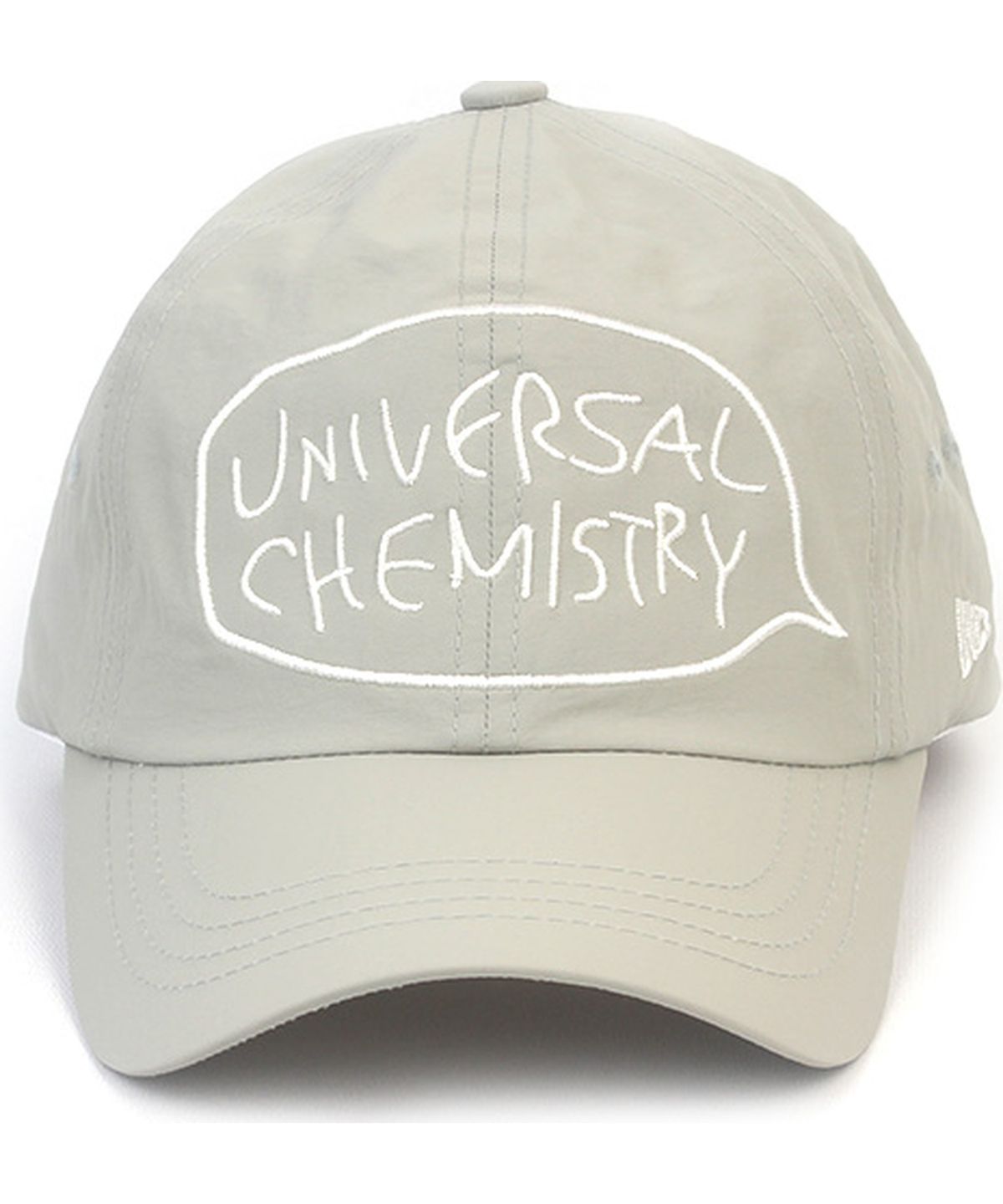 유니버셜 케미스트리(UNIVERSAL CHEMISTRY) Big Logo Nylon Pastel Beige Ballcap 나일론볼캡