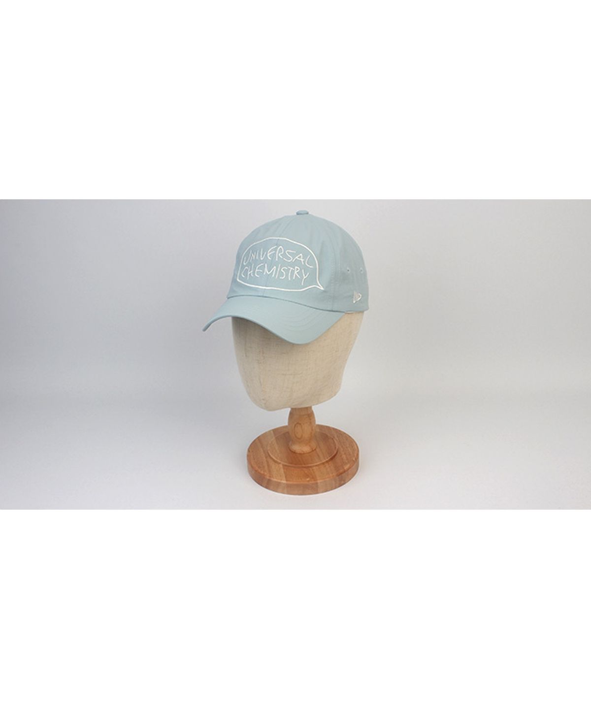 유니버셜 케미스트리(UNIVERSAL CHEMISTRY) Big Logo Nylon Pastel Blue Ballcap 나일론볼캡