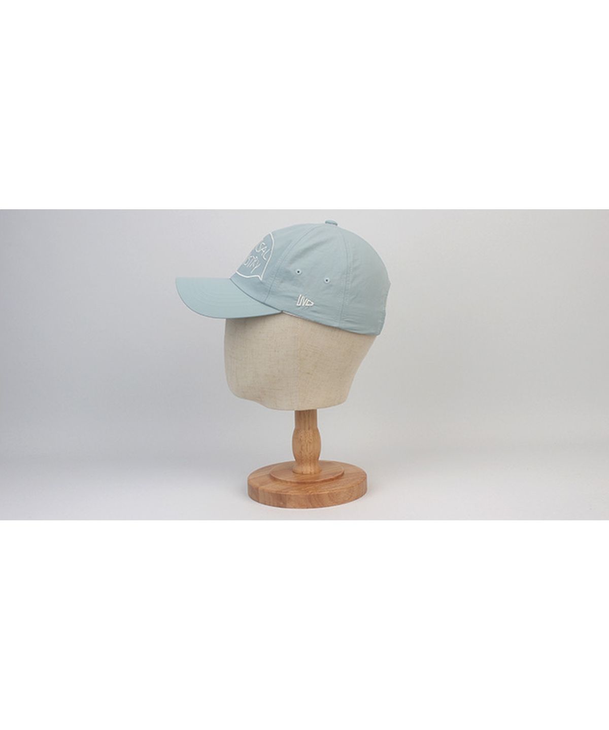 유니버셜 케미스트리(UNIVERSAL CHEMISTRY) Big Logo Nylon Pastel Blue Ballcap 나일론볼캡