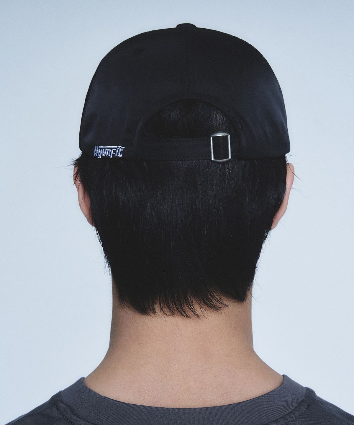 현피트(HYUNFIT) ESSENTIAL WHITE LOGO CAP