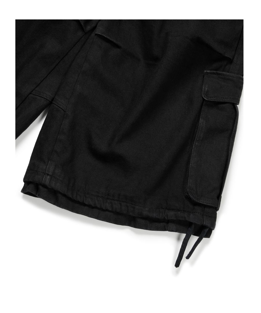 MUSINSA | ETCE LAYERED BACK CARGO SHORTS (BLACK)