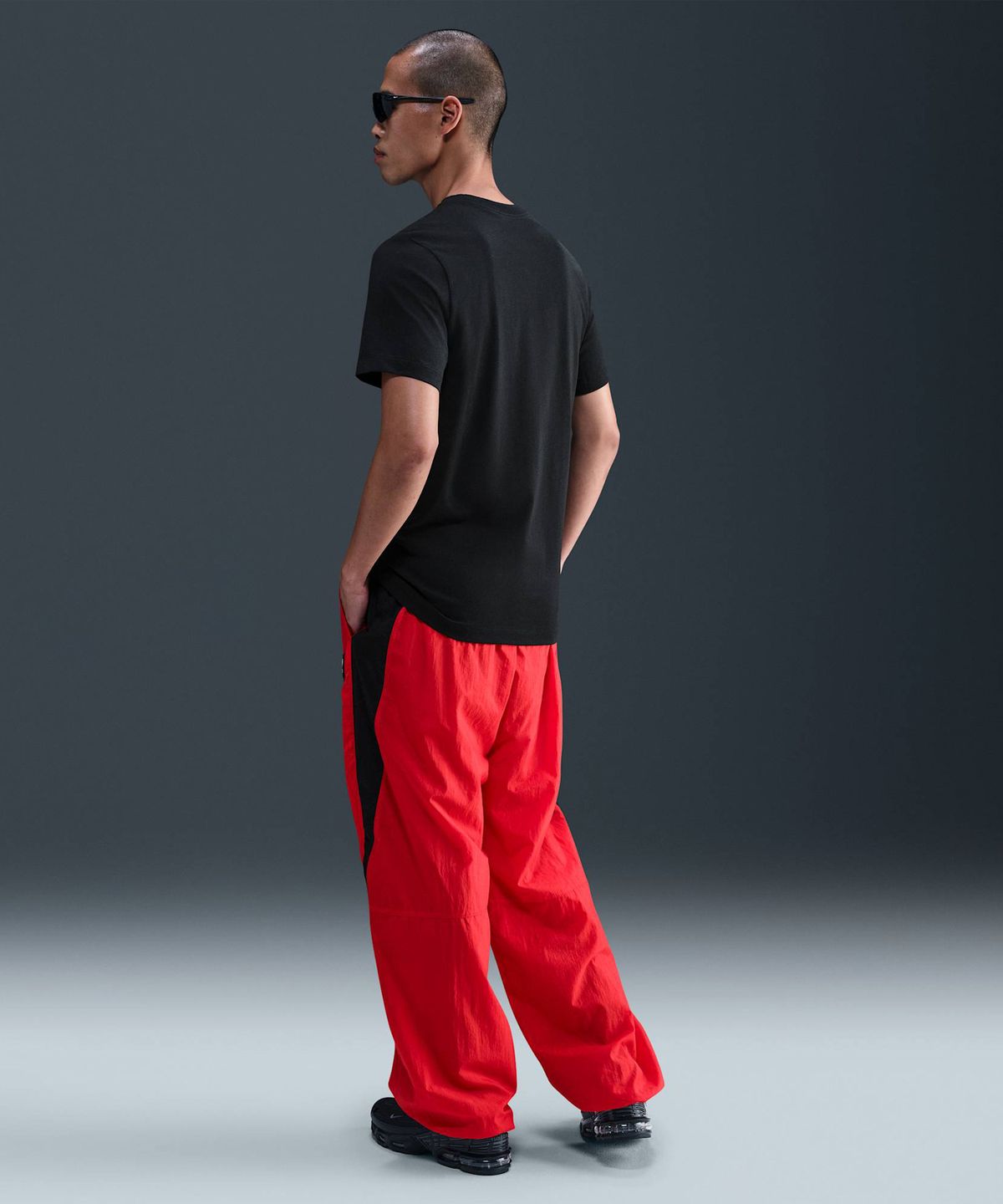 나이키(NIKE) 스포츠웨어 티셔츠 M - 블랙 / HQ9158-010