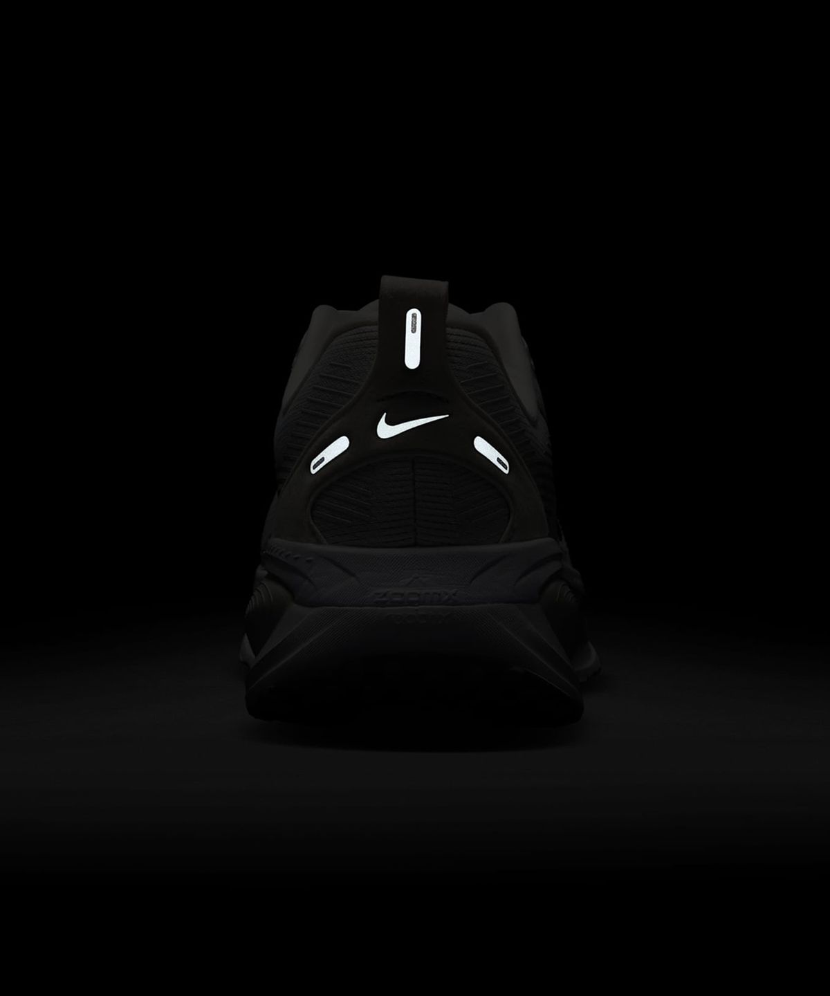 나이키(NIKE) 보메로 18 W - 화이트:포톤 더스트:서밋 화이트:메탈릭 실버 / HM6804-104