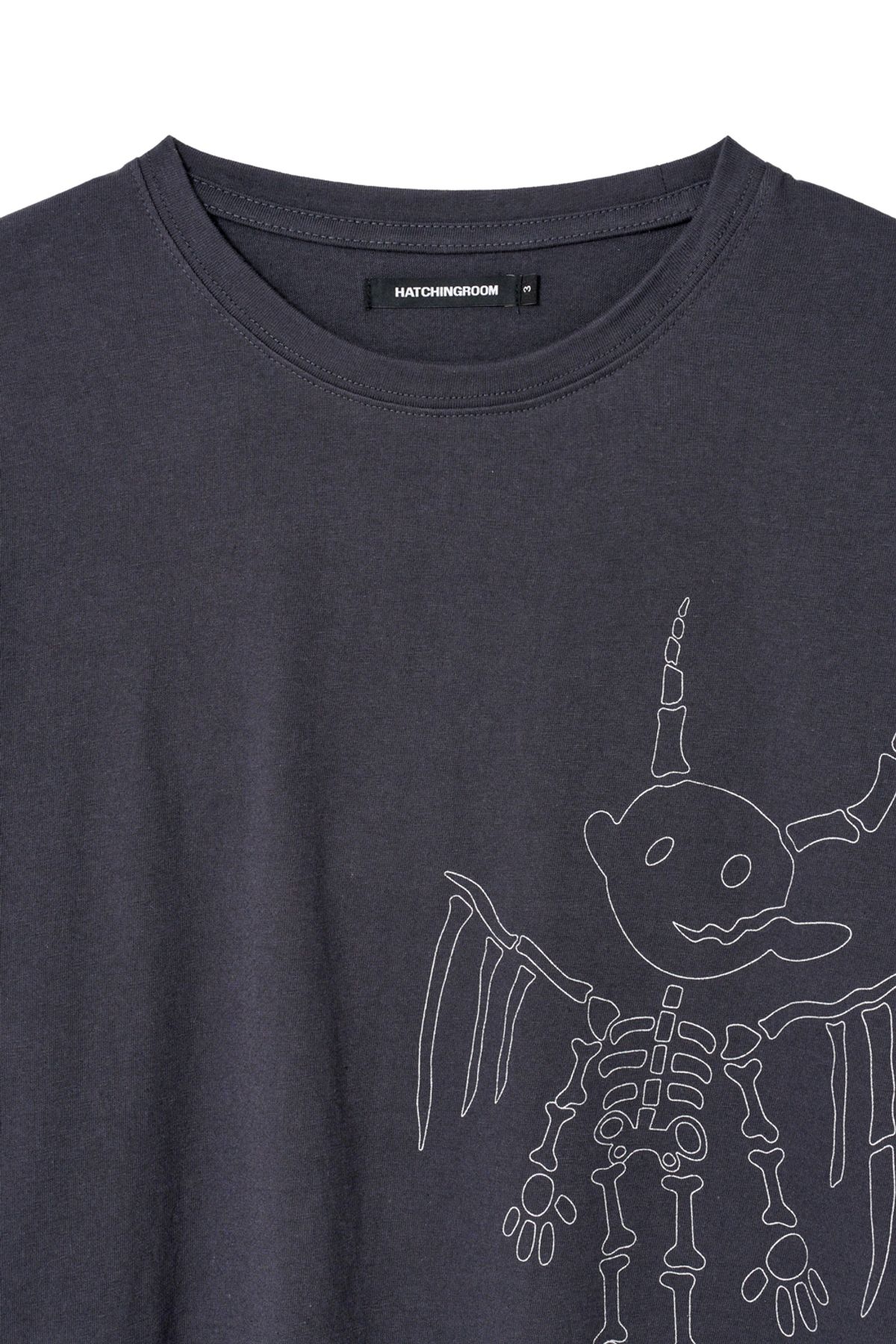 해칭룸(HATCHINGROOM) Bone Devil Tee Blue Charcoal