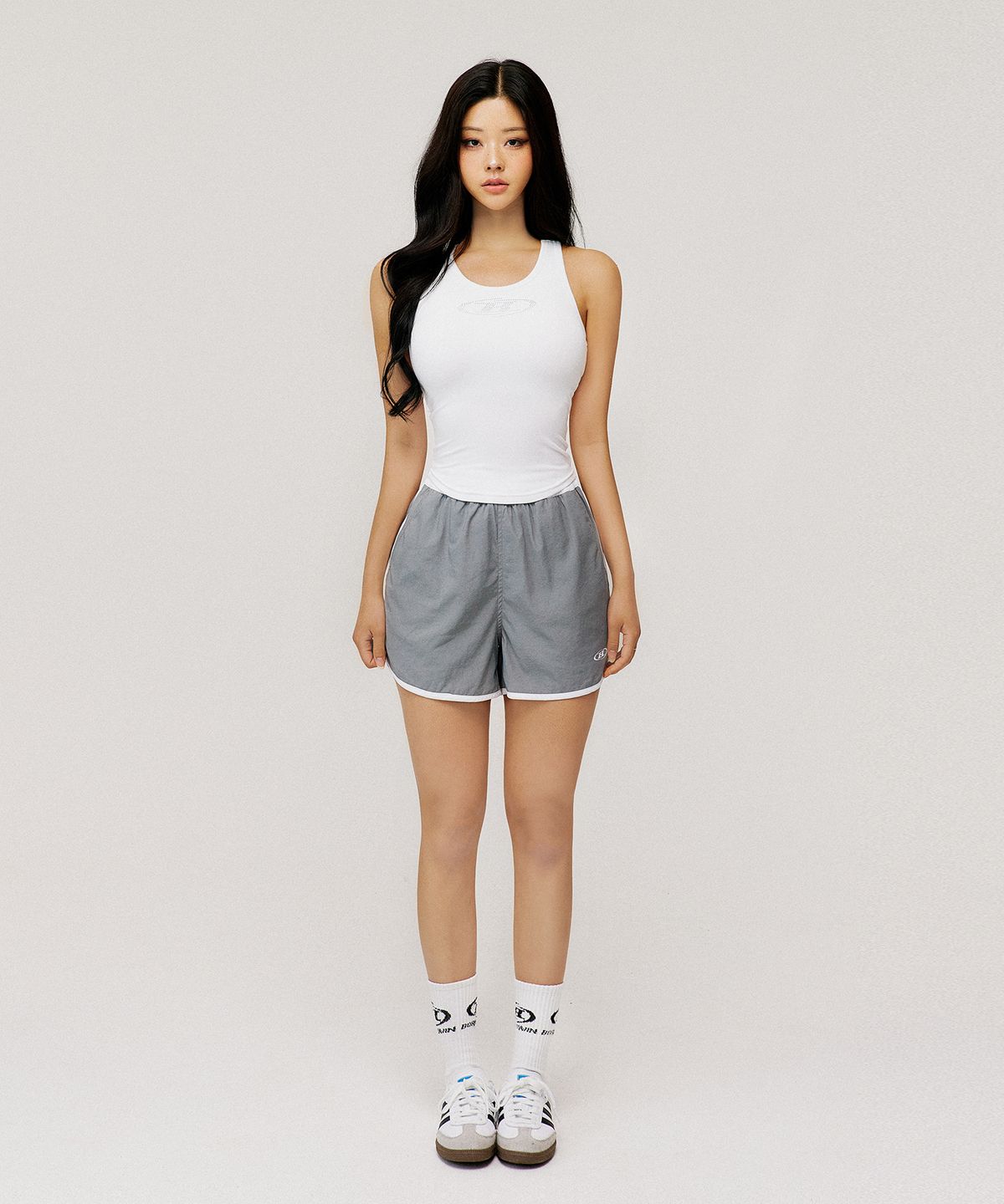 본투윈(BORN TO WIN) W SYMBOL B NYLON DOLPHIN SHORTS [GREY]