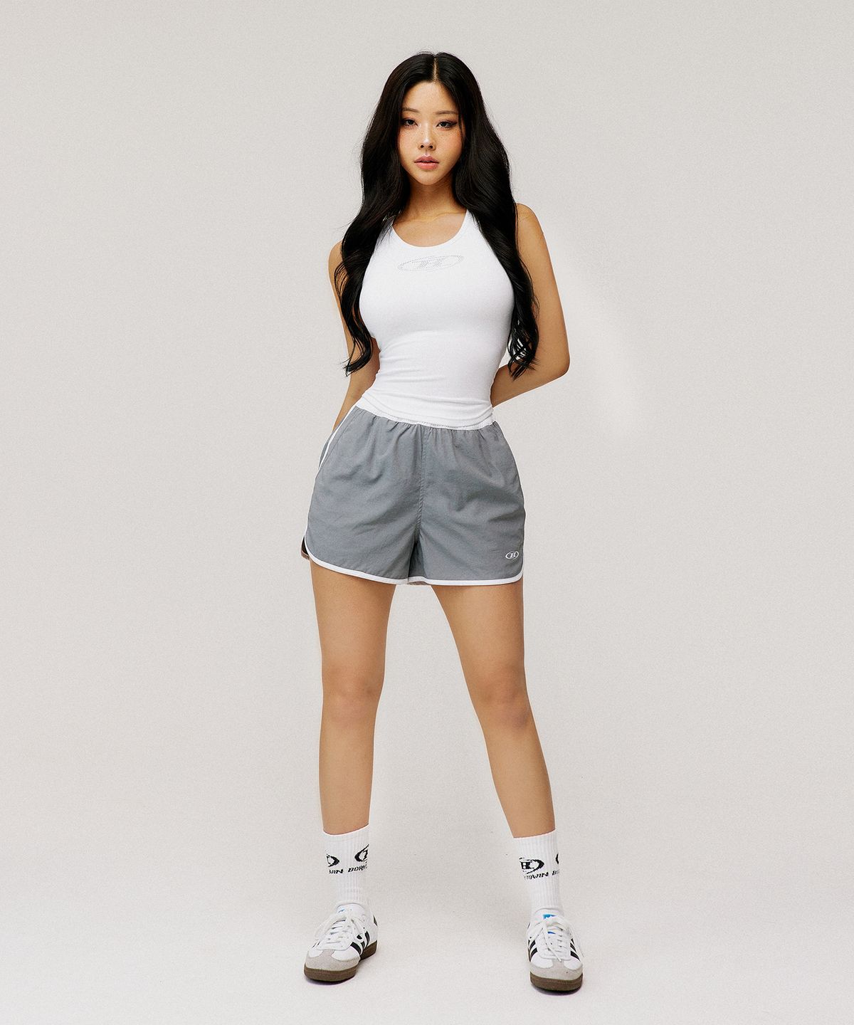 본투윈(BORN TO WIN) W SYMBOL B NYLON DOLPHIN SHORTS [GREY]
