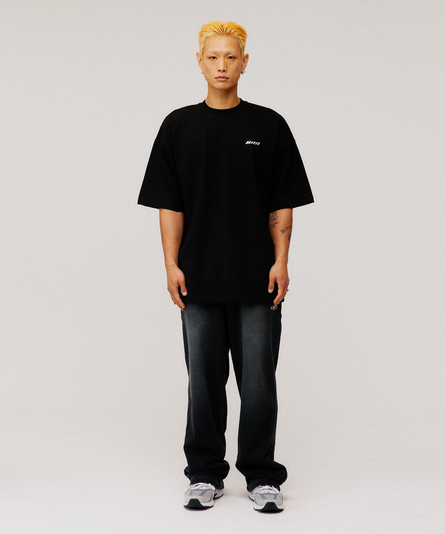 ★2024SS新作★BORN TO WIN★SILVER B OVER FIT T-SHIRTS MUSINSA | BORN TO WIN SILVER BRN SEMI OVER FIT T-SHIRTS [BLACK]