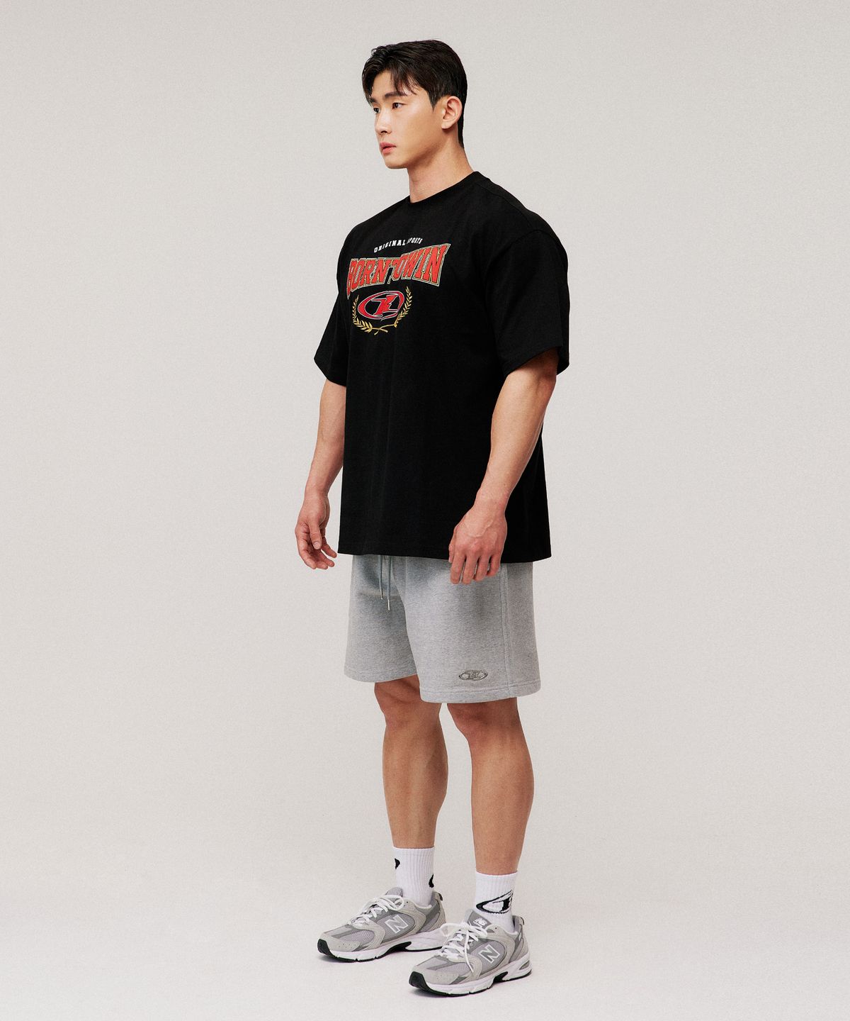 본투윈(BORN TO WIN) SYMBOL B VICTORY SEMI OVER FIT T-SHIRTS [BLACK]