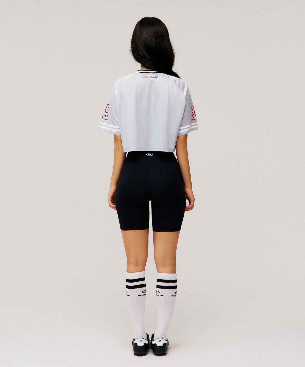 본투윈(BORN TO WIN) W RUGBY JERSEY CROP T-SHIRTS [SILVER]