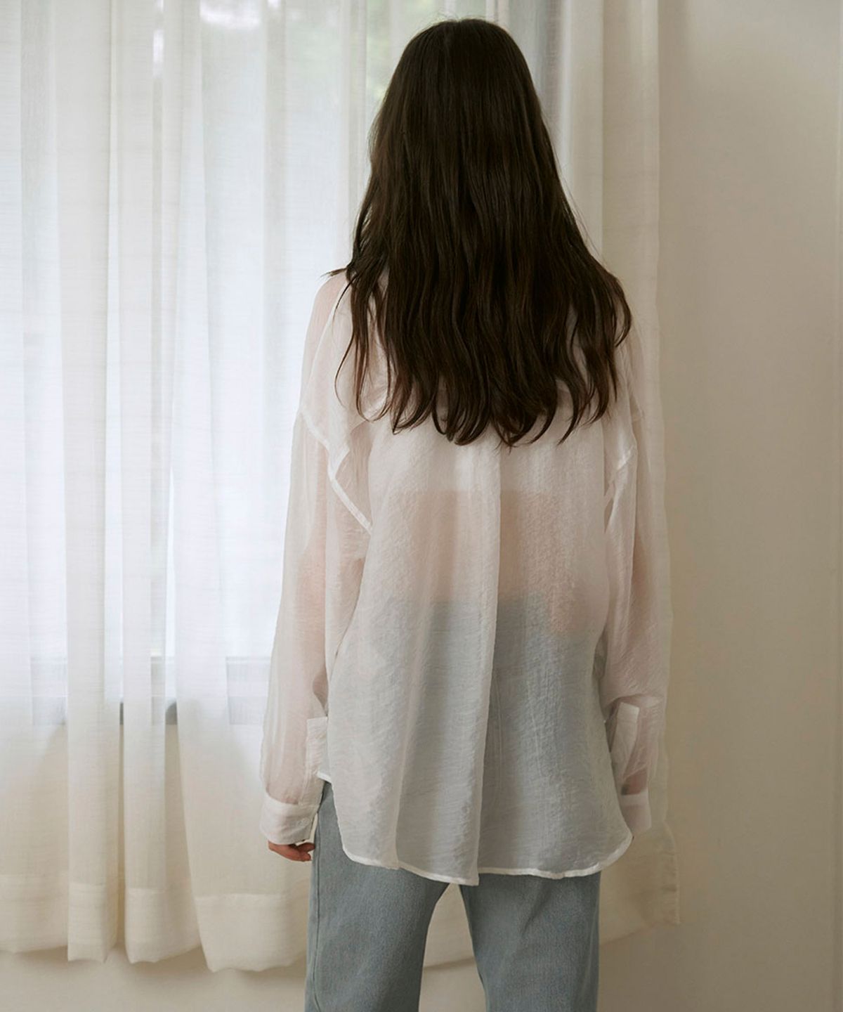모슈파모슈(MORCEAU PAR MORCEAU) 시스루 루즈핏 셔츠 [화이트]