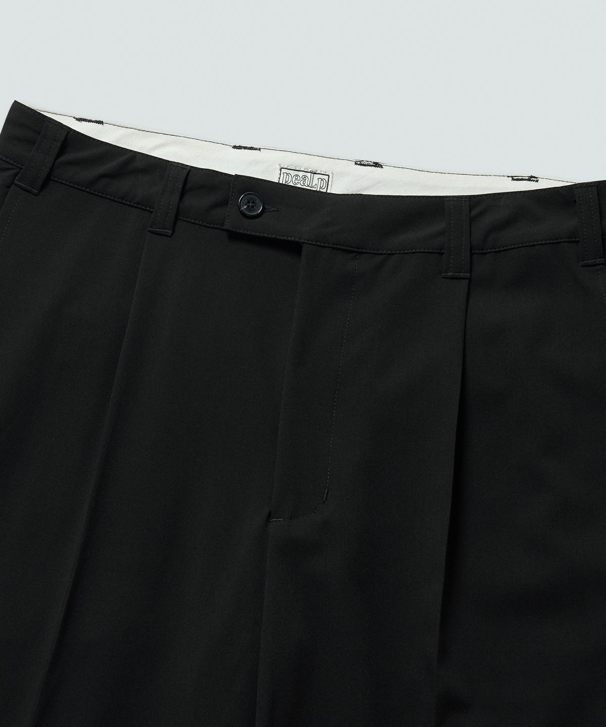 필프(PEALP) One-Tuck Slacks (Black)