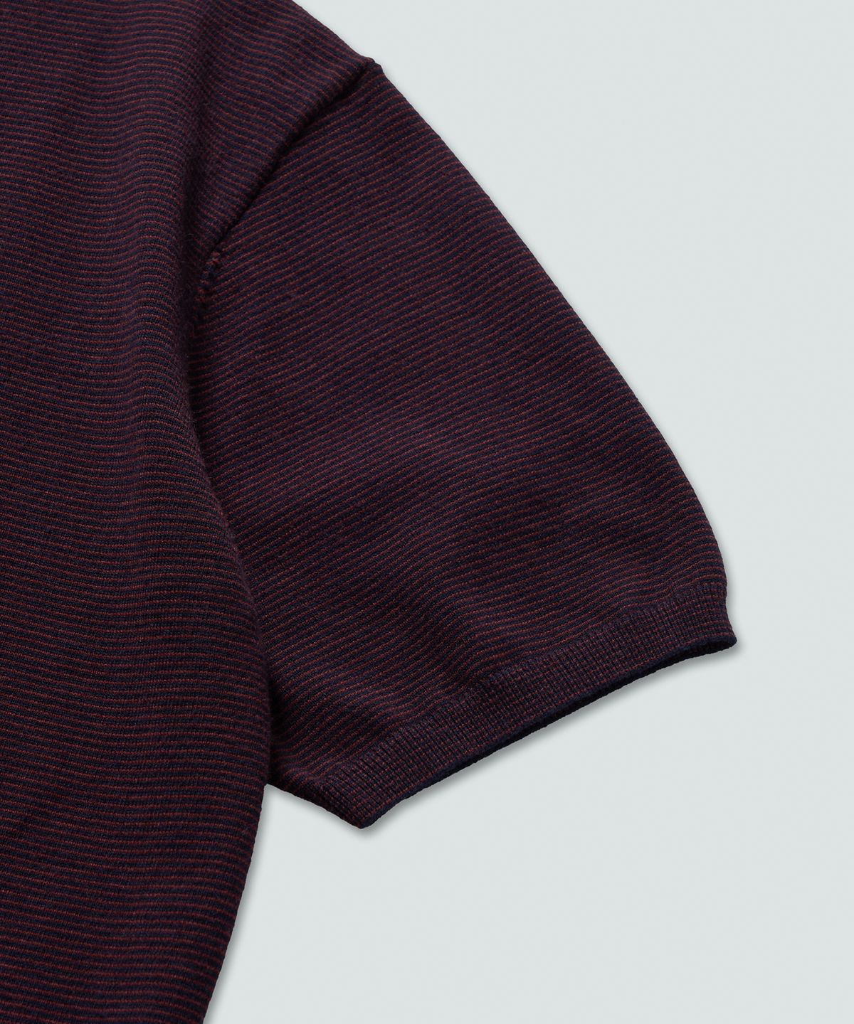 필프(PEALP) Half-Open Collar Short-Sleeved Stripe Knit (Navy)