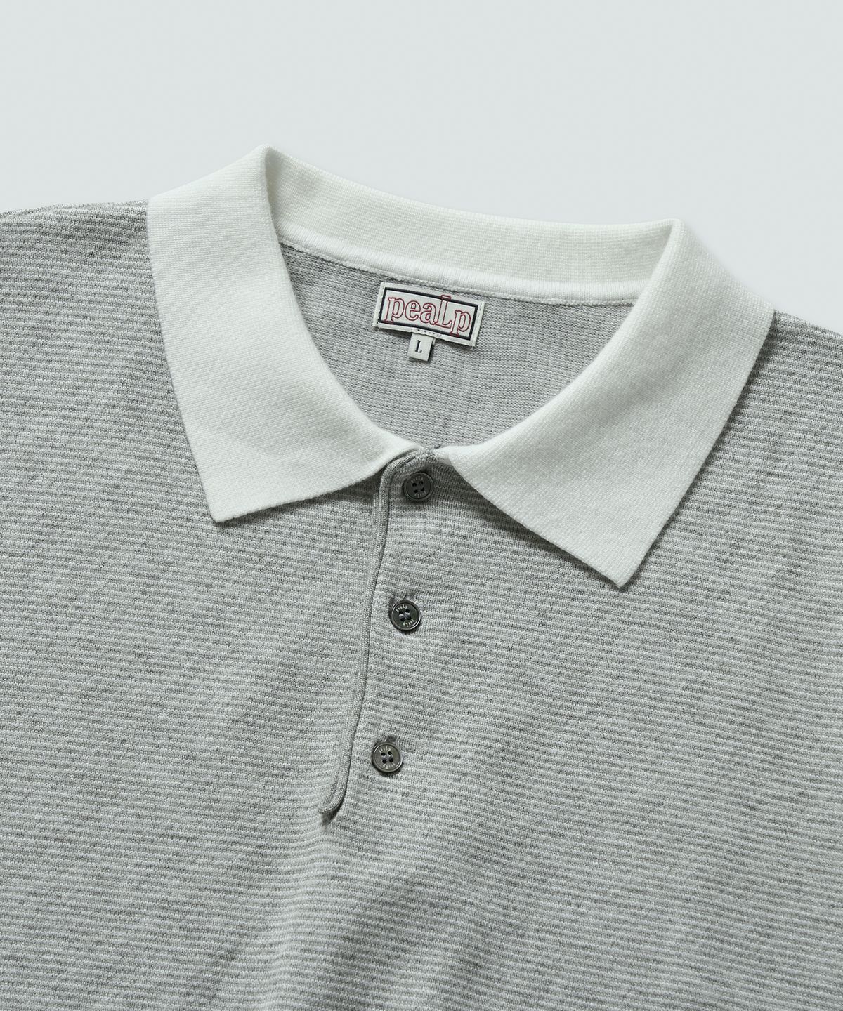 필프(PEALP) Half-Open Collar Short-Sleeved Stripe Knit (Gray)