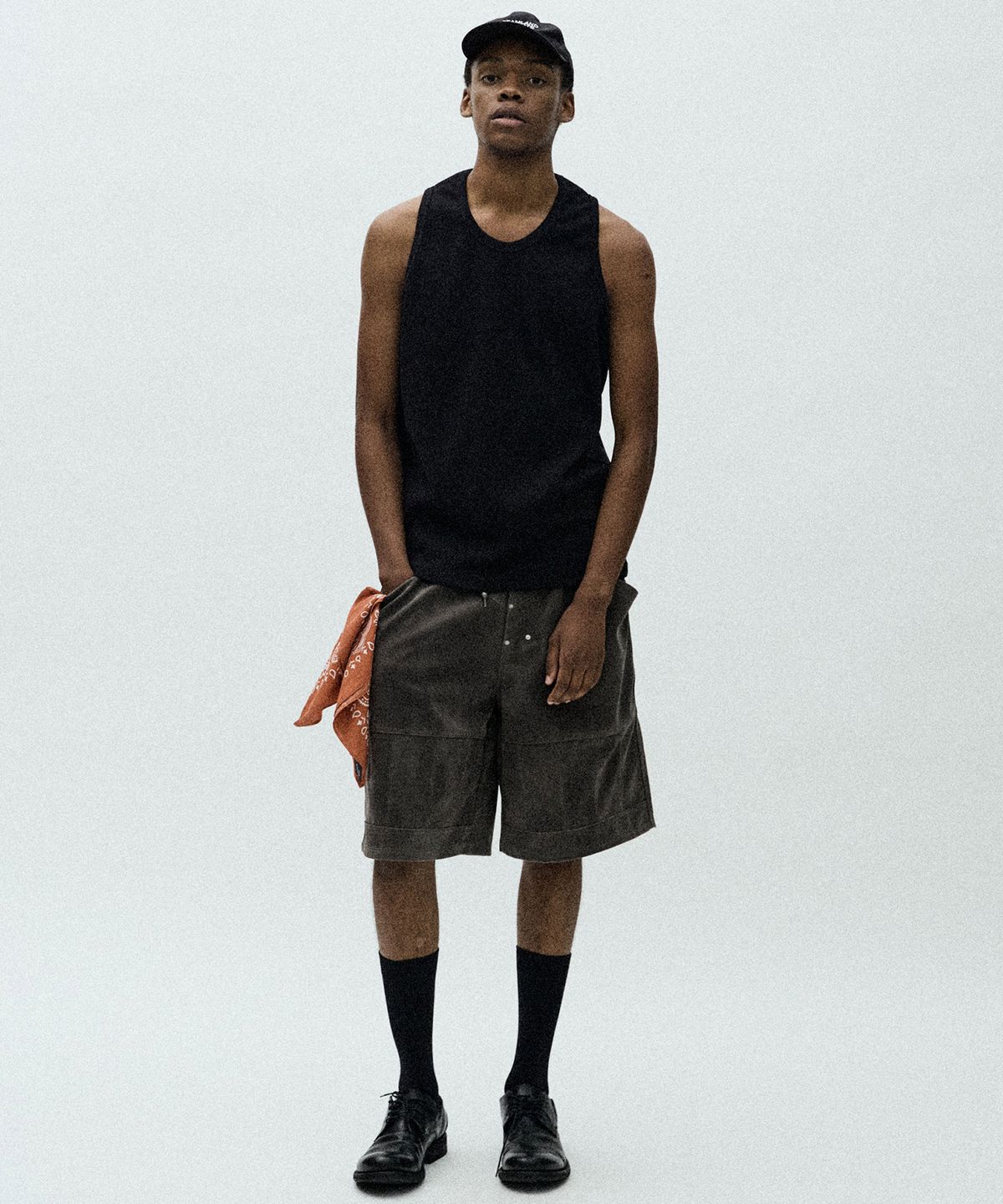 필프(PEALP) Bio-Washed Ribbed Tank top (Black)