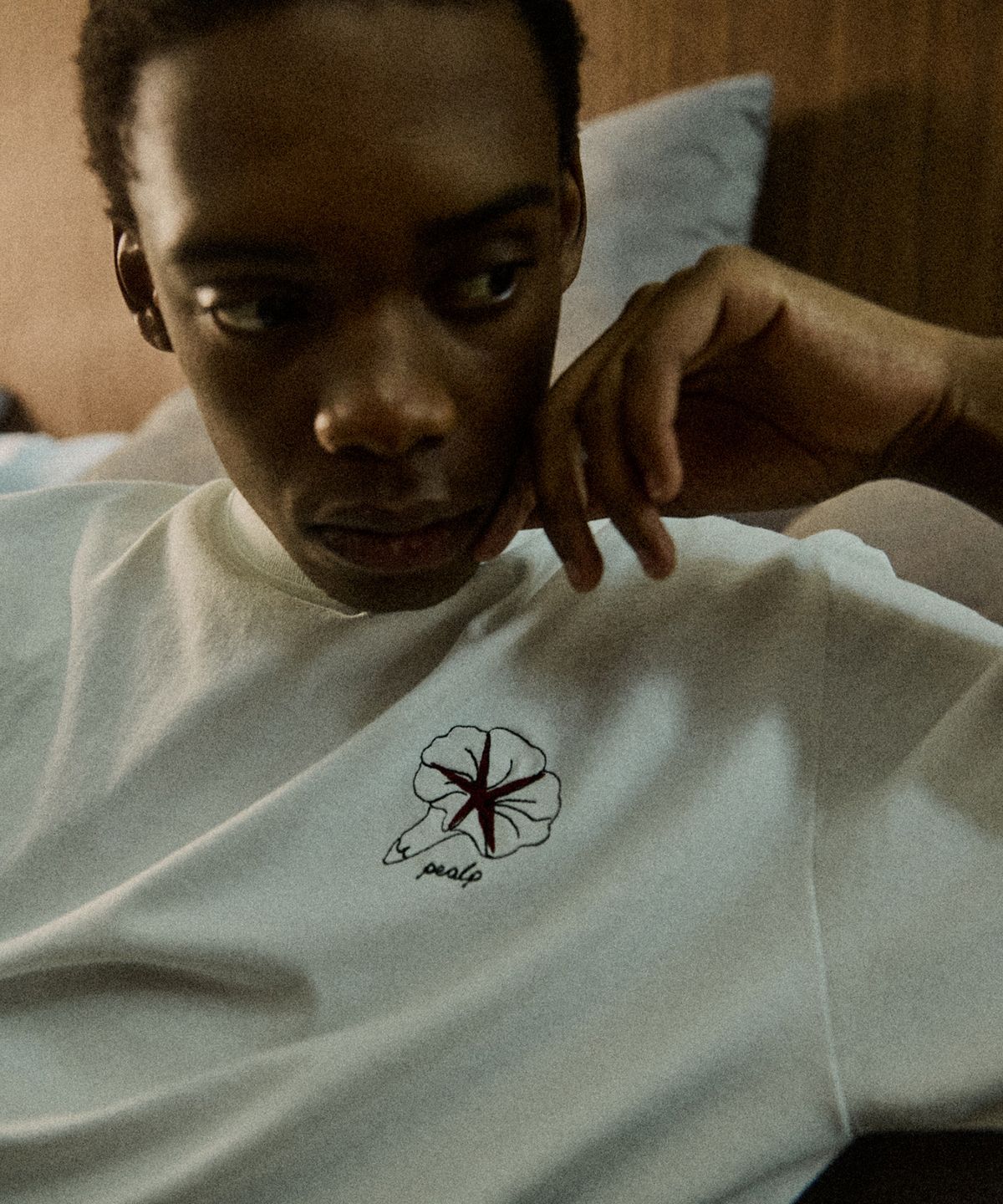 필프(PEALP) Morning Glory Essential T-Shirt (Off White)